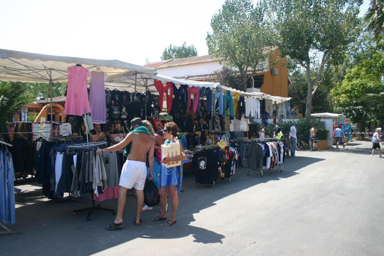 Vias-Plage Camping Les Salisses Quality Holidays Exterior photo