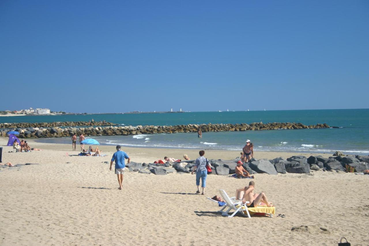 Vias-Plage Camping Les Salisses Quality Holidays Exterior photo